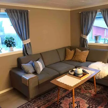 Apartamento Bringsjord Gard Lyngdal